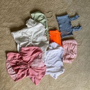 ✨Spring top bundle✨ over $150 value
